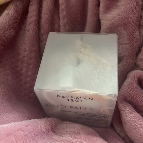 Brand New Beekman 1802 Buttermilk Makeup Melting Cleansing Balm Size:
1.44 oz - Picture 4 of 9